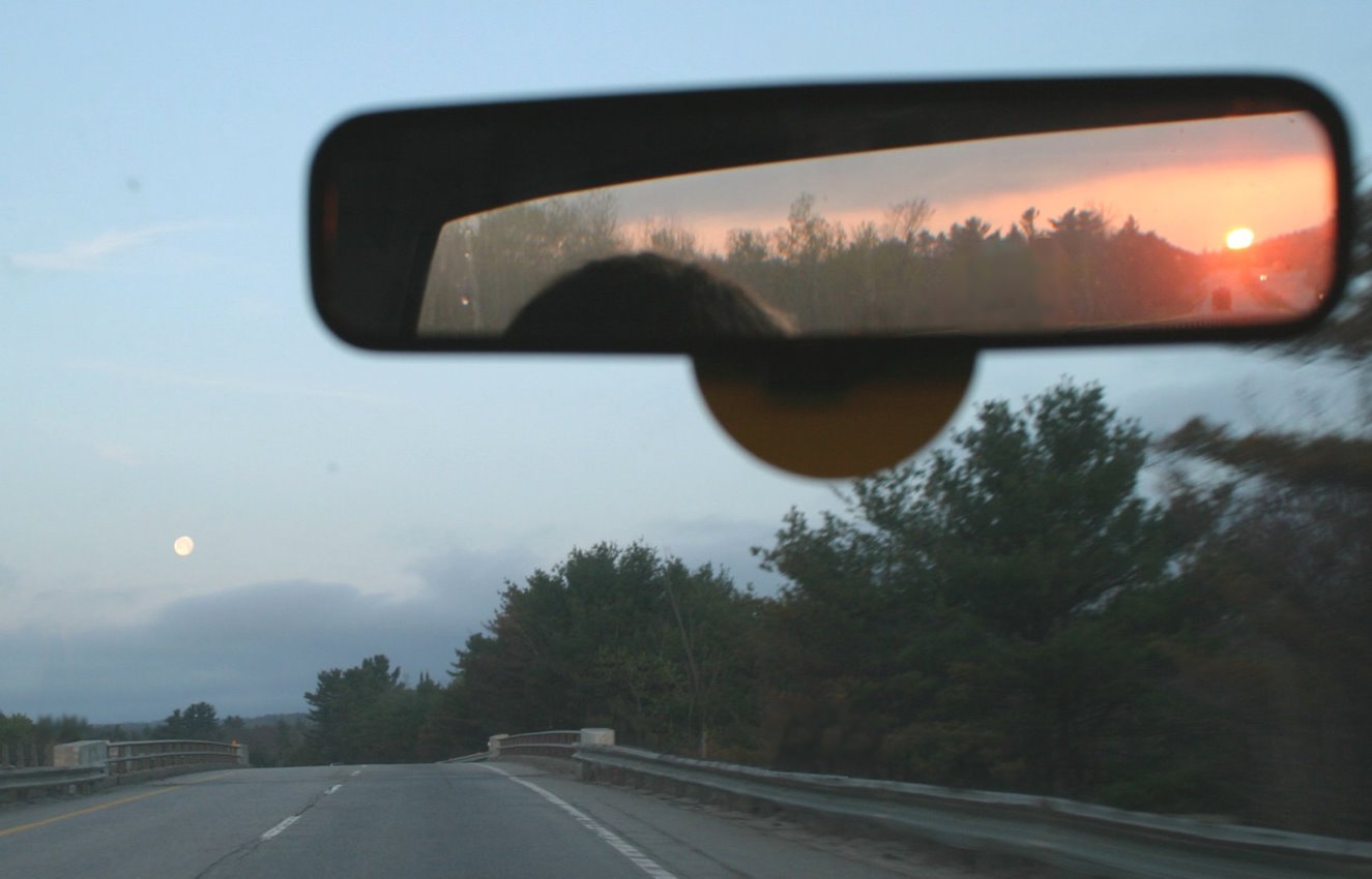 Sunrise / Moonset
